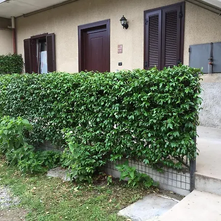 Il Cortile Single & Double In No 3*