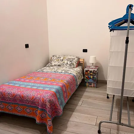 Il Cortile Single & Double In No Bed & Breakfast