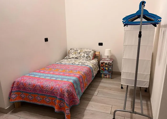 Il Cortile Single & Double In No Bed and Breakfast